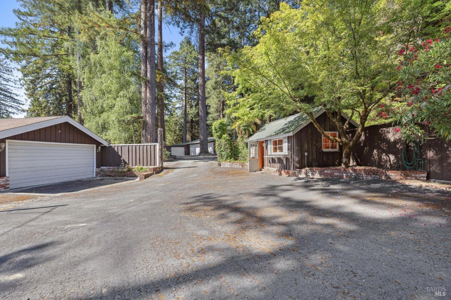 Detail Gallery Image 64 of 83 For 12631 Dupont Rd, Sebastopol,  CA 95472 - 4 Beds | 4/2 Baths