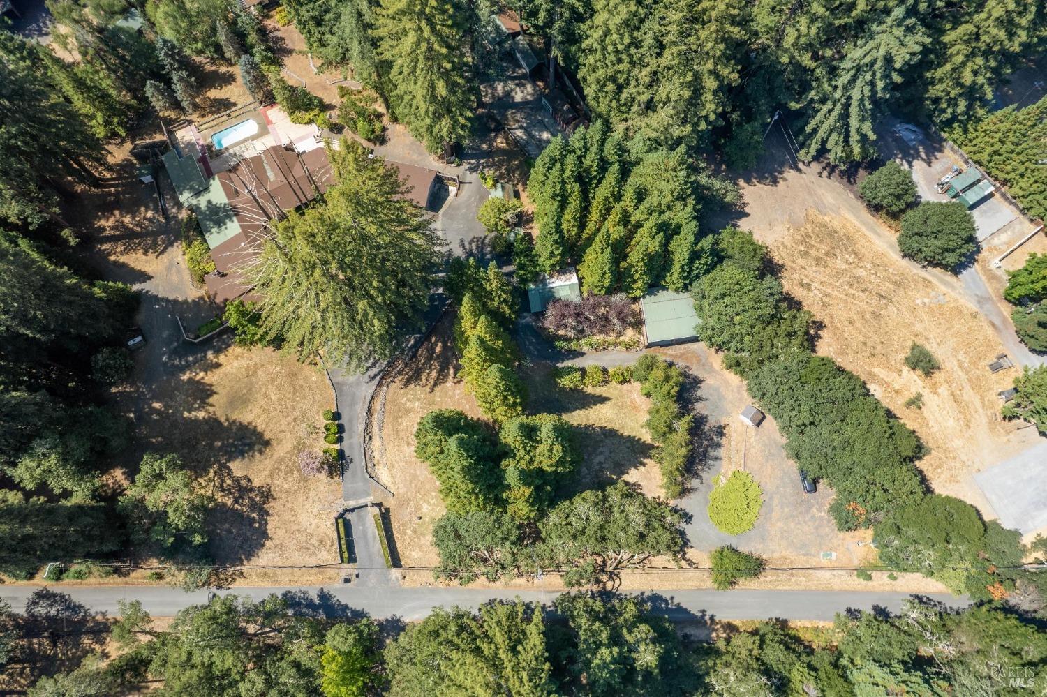 Detail Gallery Image 1 of 83 For 12631 Dupont Rd, Sebastopol,  CA 95472 - 4 Beds | 4/2 Baths