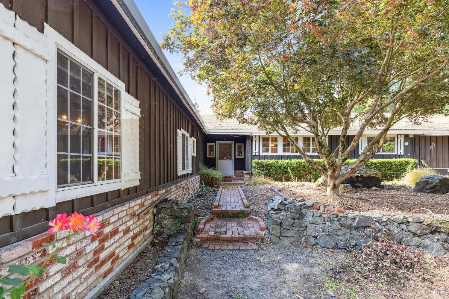 Detail Gallery Image 12 of 83 For 12631 Dupont Rd, Sebastopol,  CA 95472 - 4 Beds | 4/2 Baths