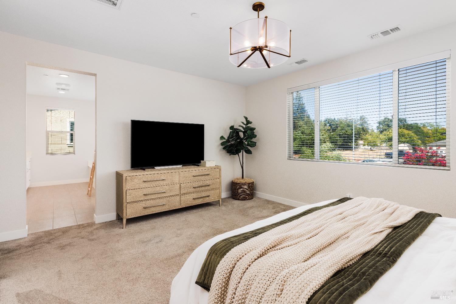 Detail Gallery Image 20 of 34 For 1586 Alegra Pl, Santa Rosa,  CA 95403 - 4 Beds | 2/1 Baths