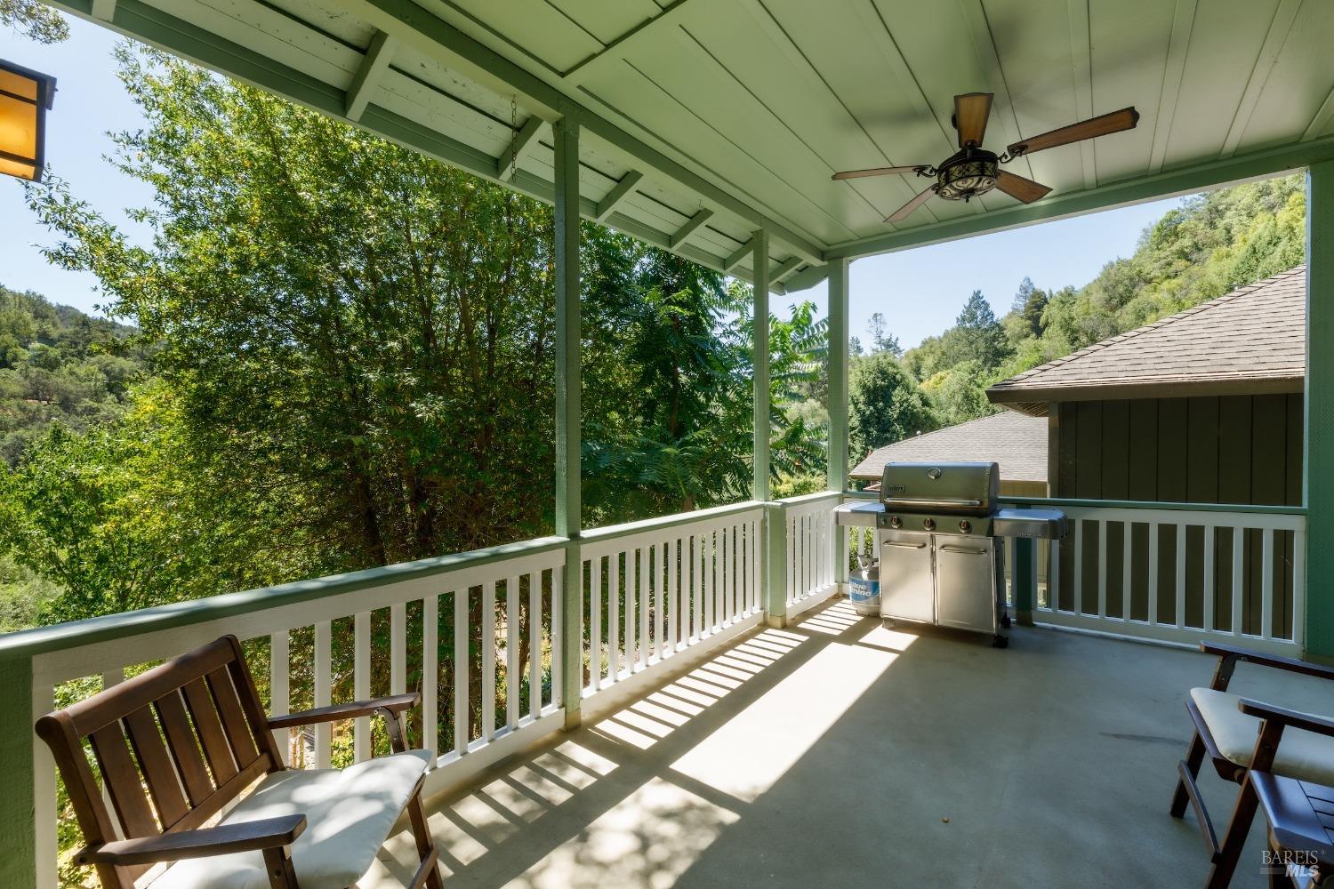 Detail Gallery Image 21 of 27 For 2410 S Fitch Mountain Rd, Healdsburg,  CA 95448 - 2 Beds | 2 Baths