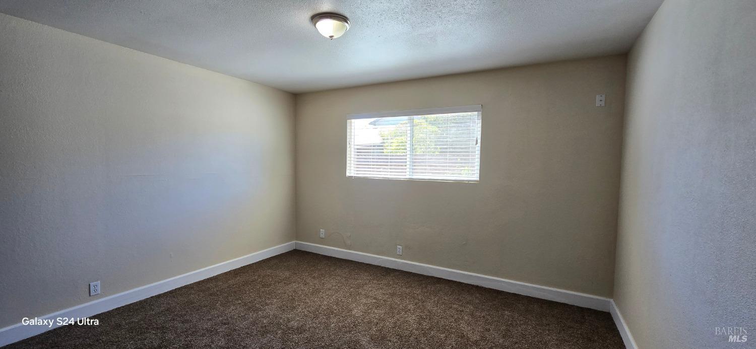 Detail Gallery Image 11 of 13 For 333 Pintail Dr, Suisun City,  CA 94585 - 4 Beds | 2 Baths