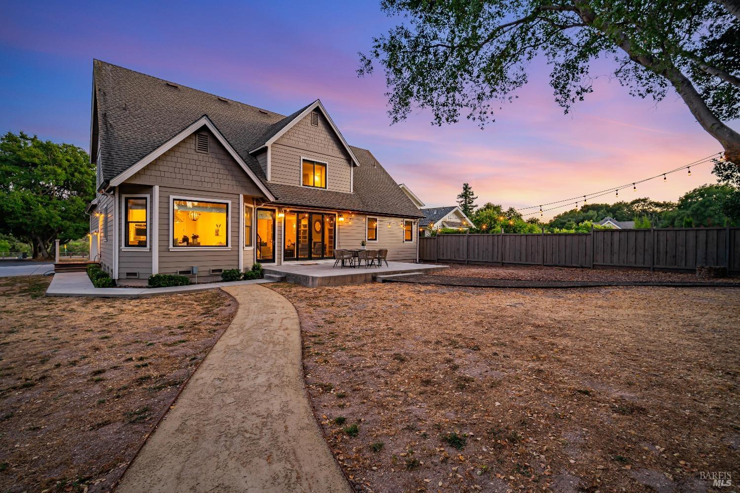 Detail Gallery Image 38 of 43 For 1040 Bloomfield Rd, Sebastopol,  CA 95472 - 4 Beds | 3/1 Baths