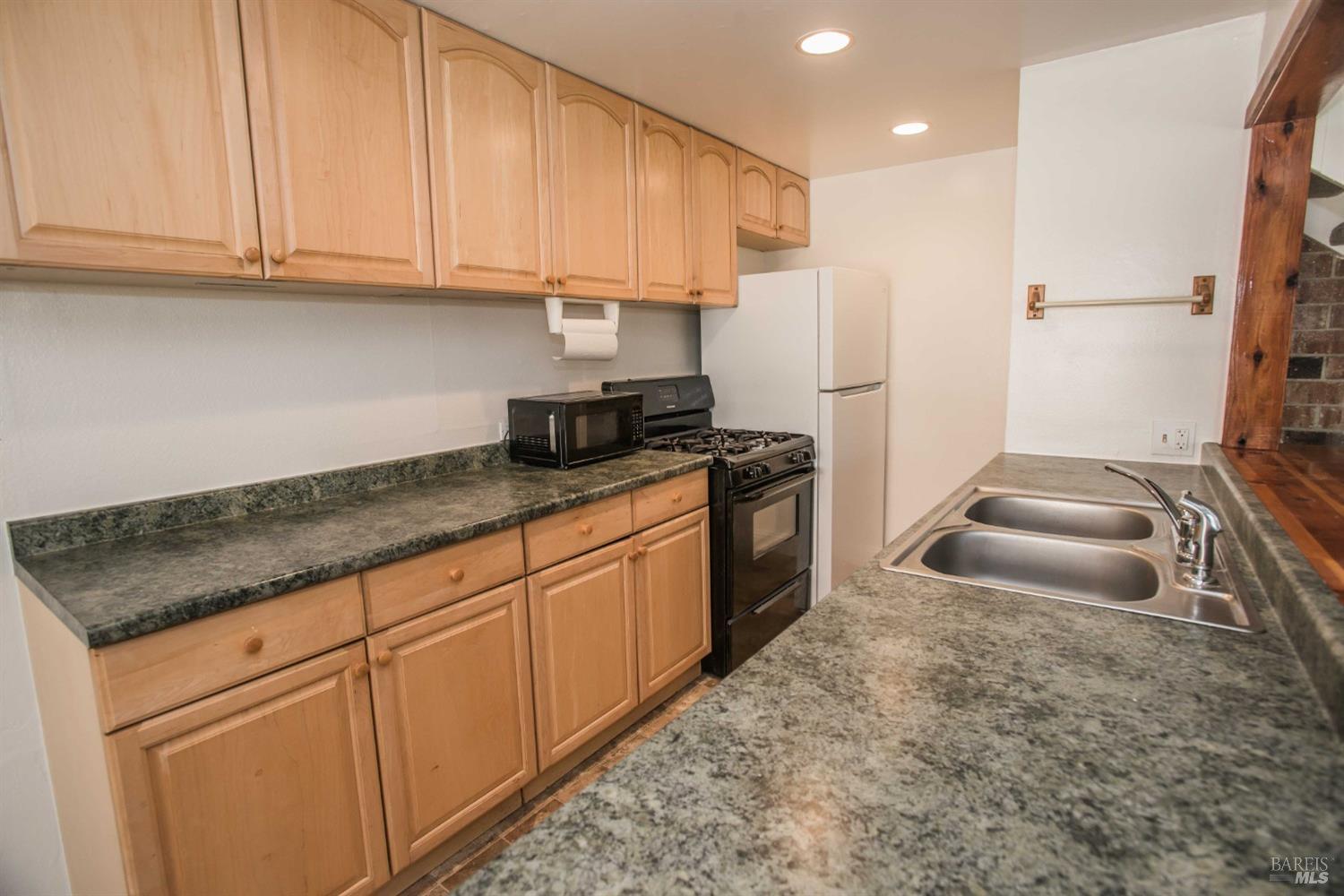 Duxburry Lane #2, Vacaville, California image 8