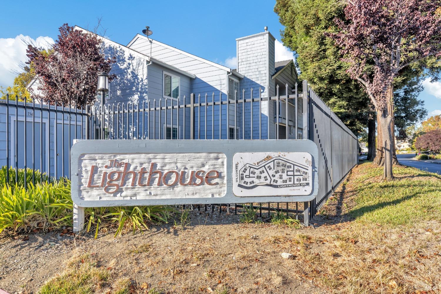 Detail Gallery Image 1 of 36 For 483 Lighthouse Dr, Vallejo,  CA 94590 - 3 Beds | 2 Baths