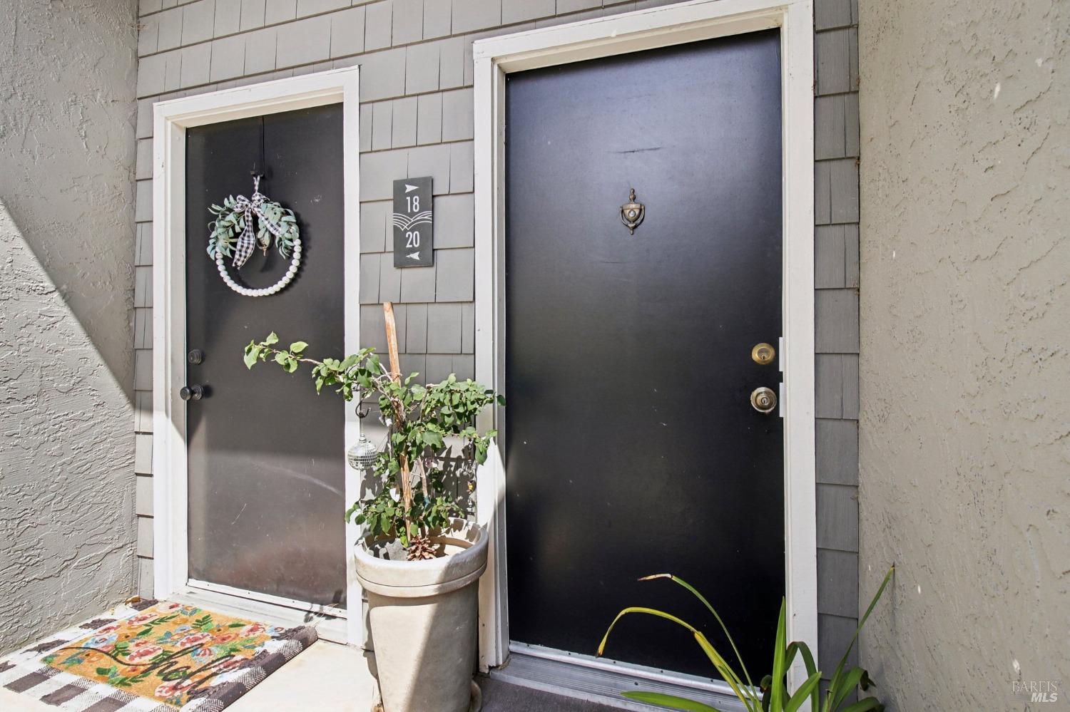 Detail Gallery Image 4 of 37 For 900 Cambridge Dr #18,  Benicia,  CA 94510 - 2 Beds | 1 Baths