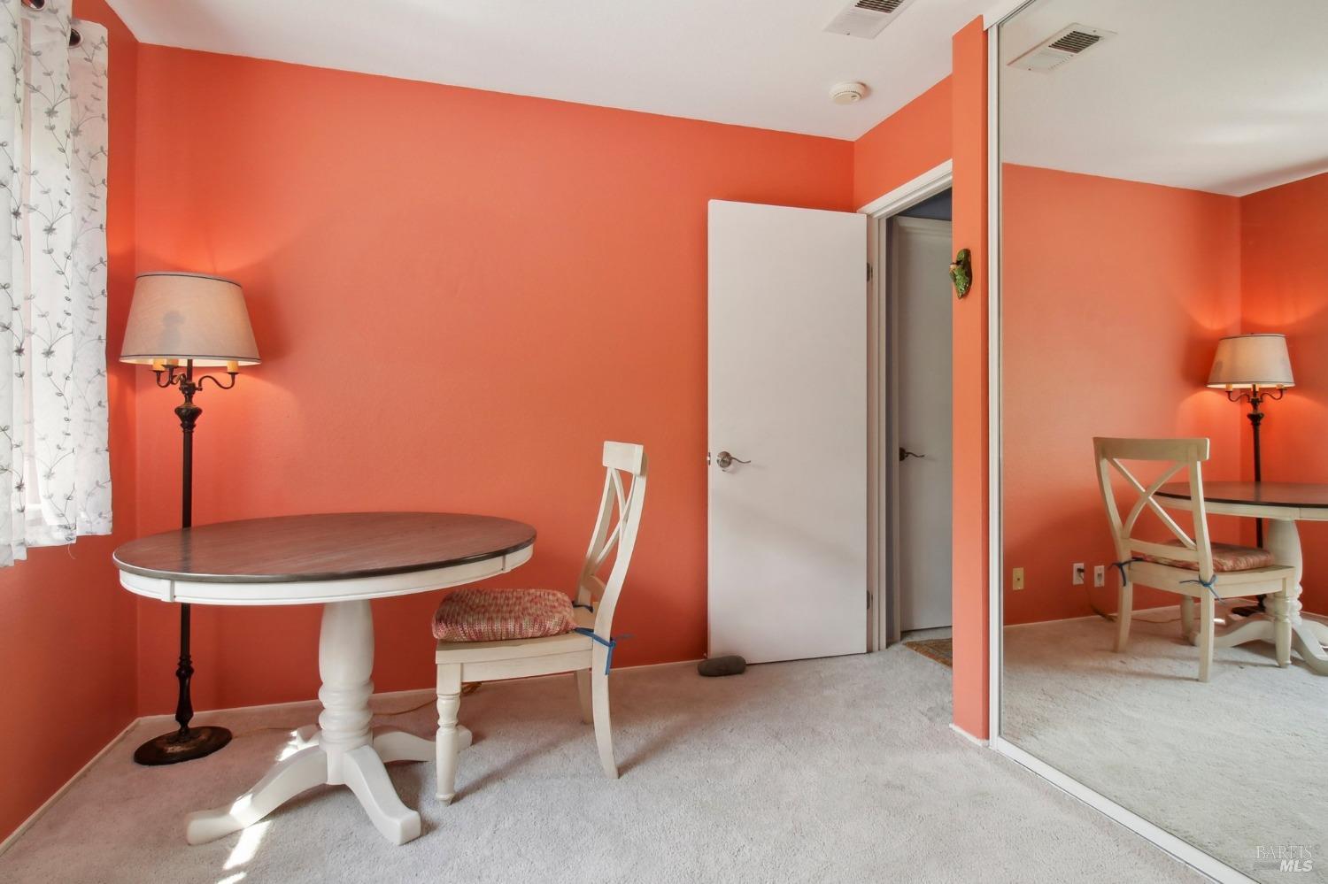 Detail Gallery Image 22 of 37 For 900 Cambridge Dr #18,  Benicia,  CA 94510 - 2 Beds | 1 Baths