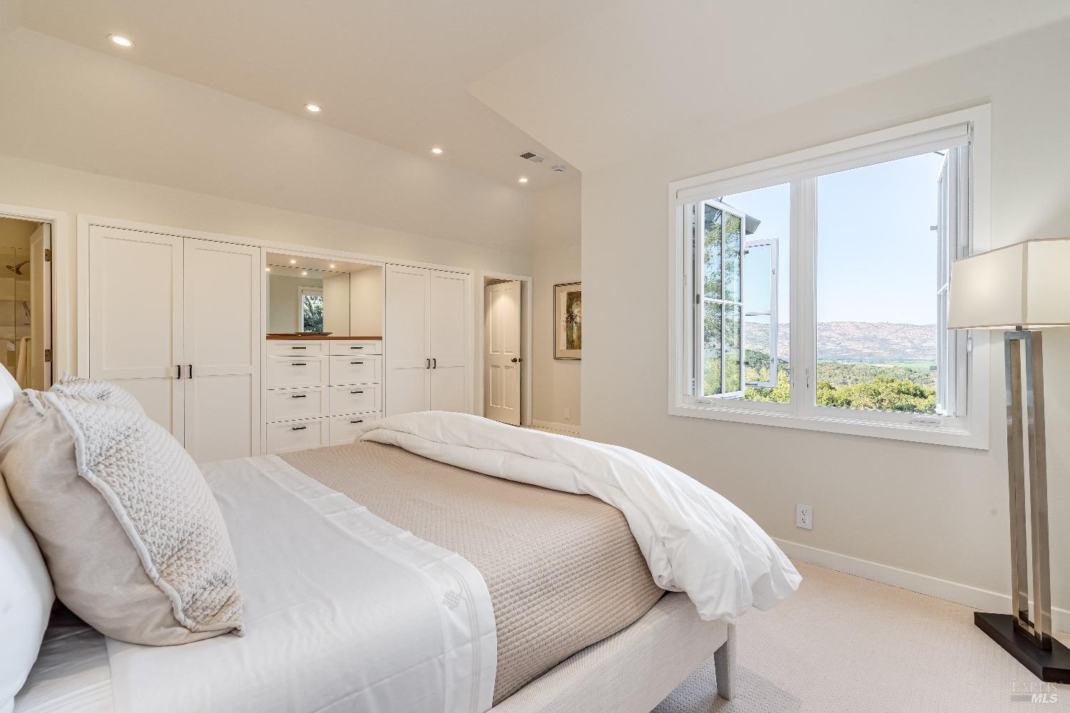 Detail Gallery Image 28 of 50 For 4261 Dry Creek Rd, Napa,  CA 94558 - 3 Beds | 3/1 Baths