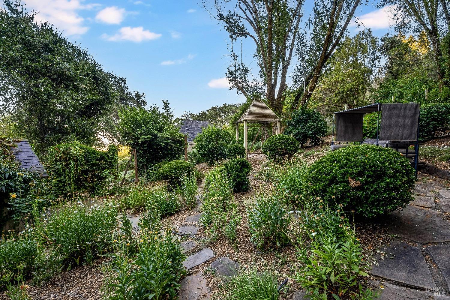 Detail Gallery Image 40 of 50 For 4261 Dry Creek Rd, Napa,  CA 94558 - 3 Beds | 3/1 Baths