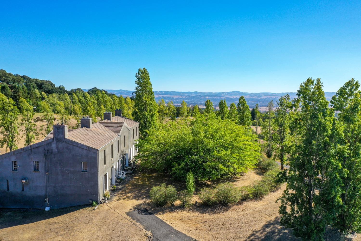 Detail Gallery Image 55 of 85 For 5454 Hillsborough Dr, Petaluma,  CA 94954 - 8 Beds | 6 Baths