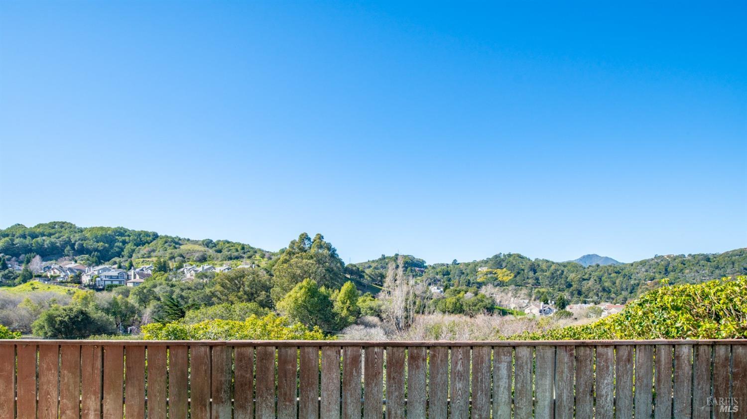 Detail Gallery Image 31 of 34 For 37 Sonora Way, Corte Madera,  CA 94925 - 4 Beds | 2 Baths