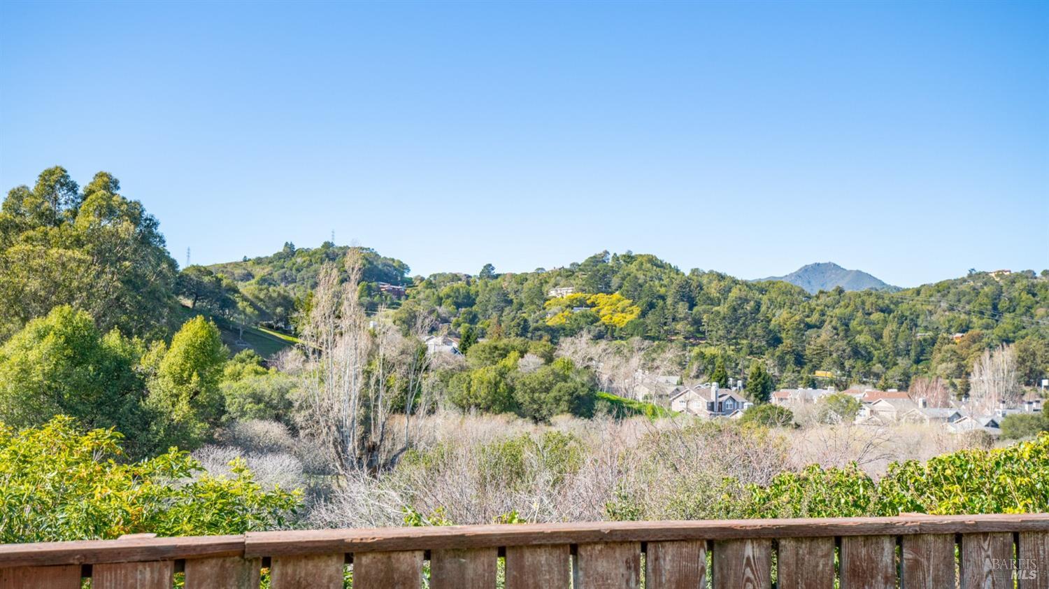 Detail Gallery Image 30 of 34 For 37 Sonora Way, Corte Madera,  CA 94925 - 4 Beds | 2 Baths