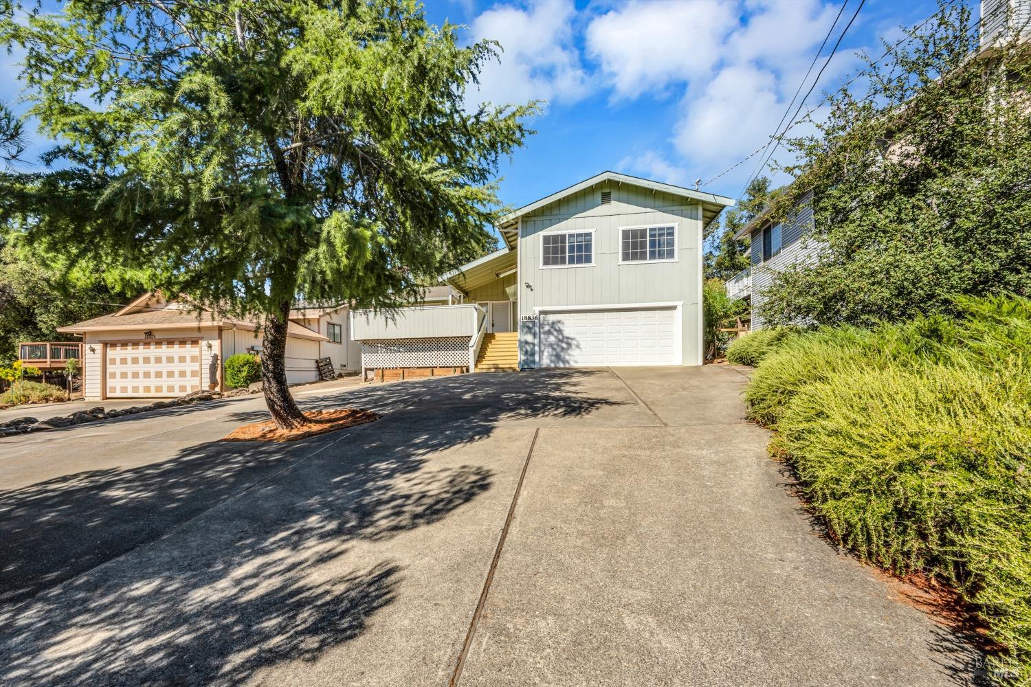 Detail Gallery Image 1 of 32 For 18836 N Shore Dr, Hidden Valley Lake,  CA 95467 - 4 Beds | 2 Baths