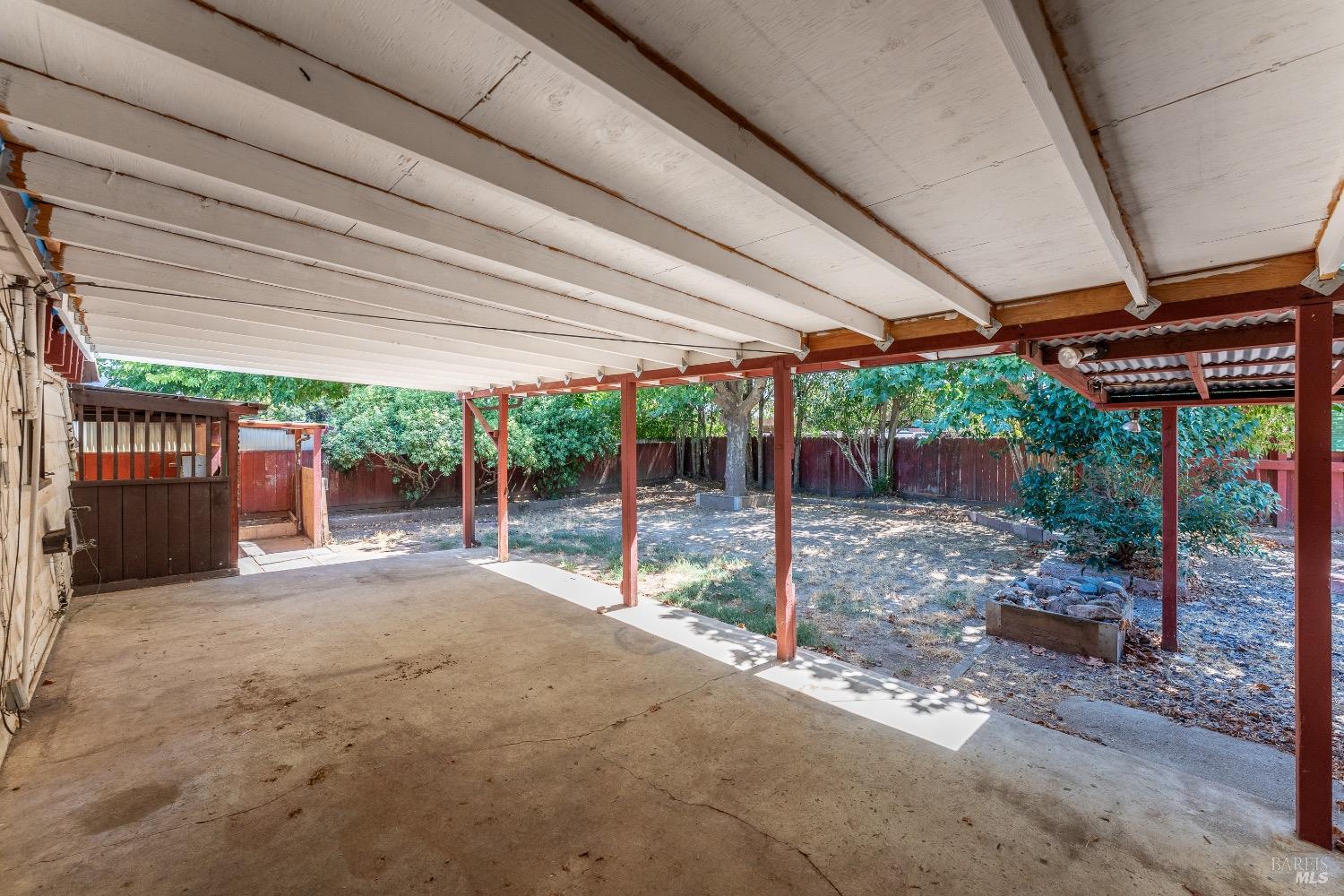 Detail Gallery Image 12 of 22 For 103 Poulos Ct, Ukiah,  CA 95482 - 3 Beds | 1 Baths