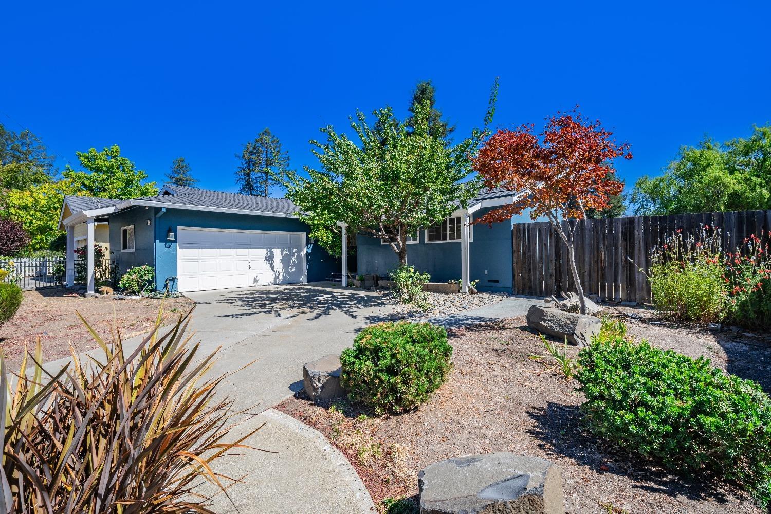 Detail Gallery Image 1 of 1 For 2132 Fremont Dr, Santa Rosa,  CA 95409 - 3 Beds | 2 Baths