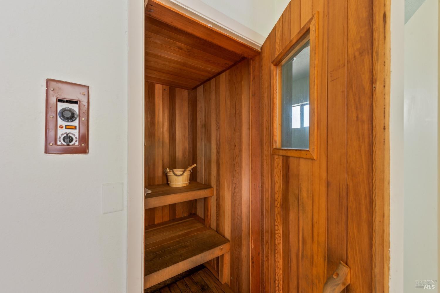 Detail Gallery Image 31 of 32 For 270 Channing Way #11,  San Rafael,  CA 94903 - 1 Beds | 1 Baths