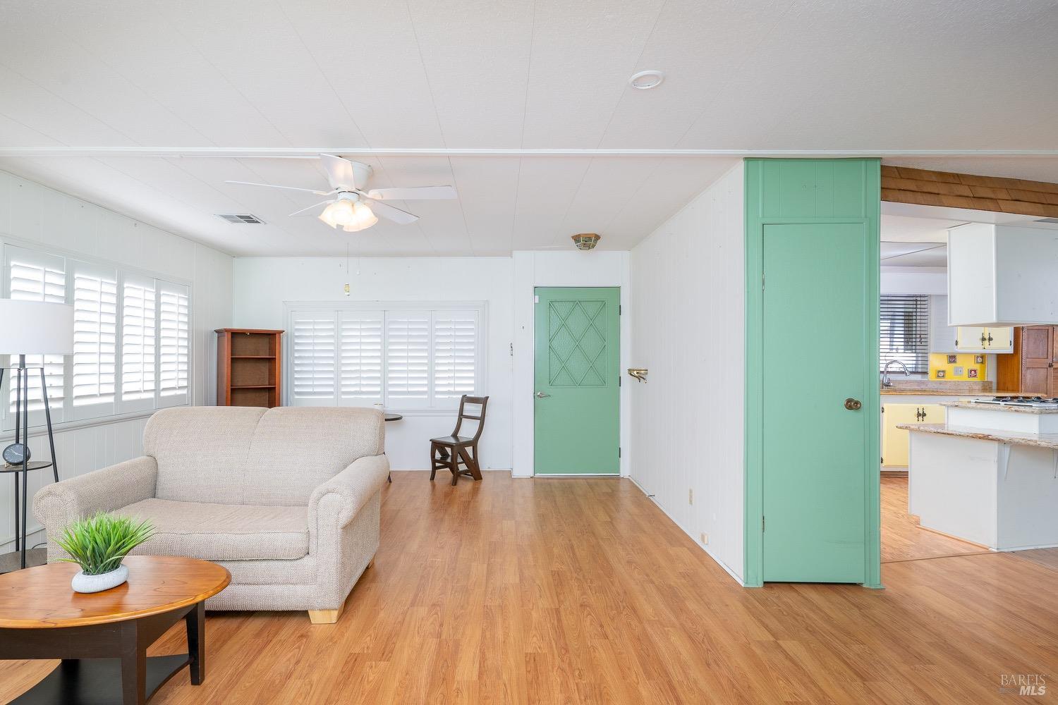 Detail Gallery Image 3 of 43 For 300 E H St 61, Benicia,  CA 94510 - 2 Beds | 2 Baths