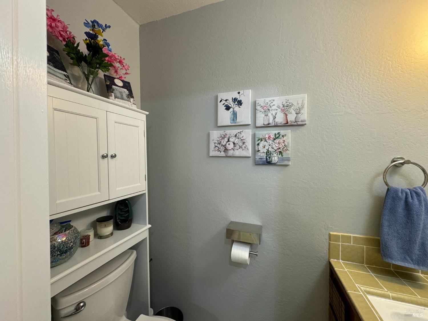 Detail Gallery Image 6 of 20 For 280 San Jacinta Dr #P,  Ukiah,  CA 95482 - 2 Beds | 1/1 Baths