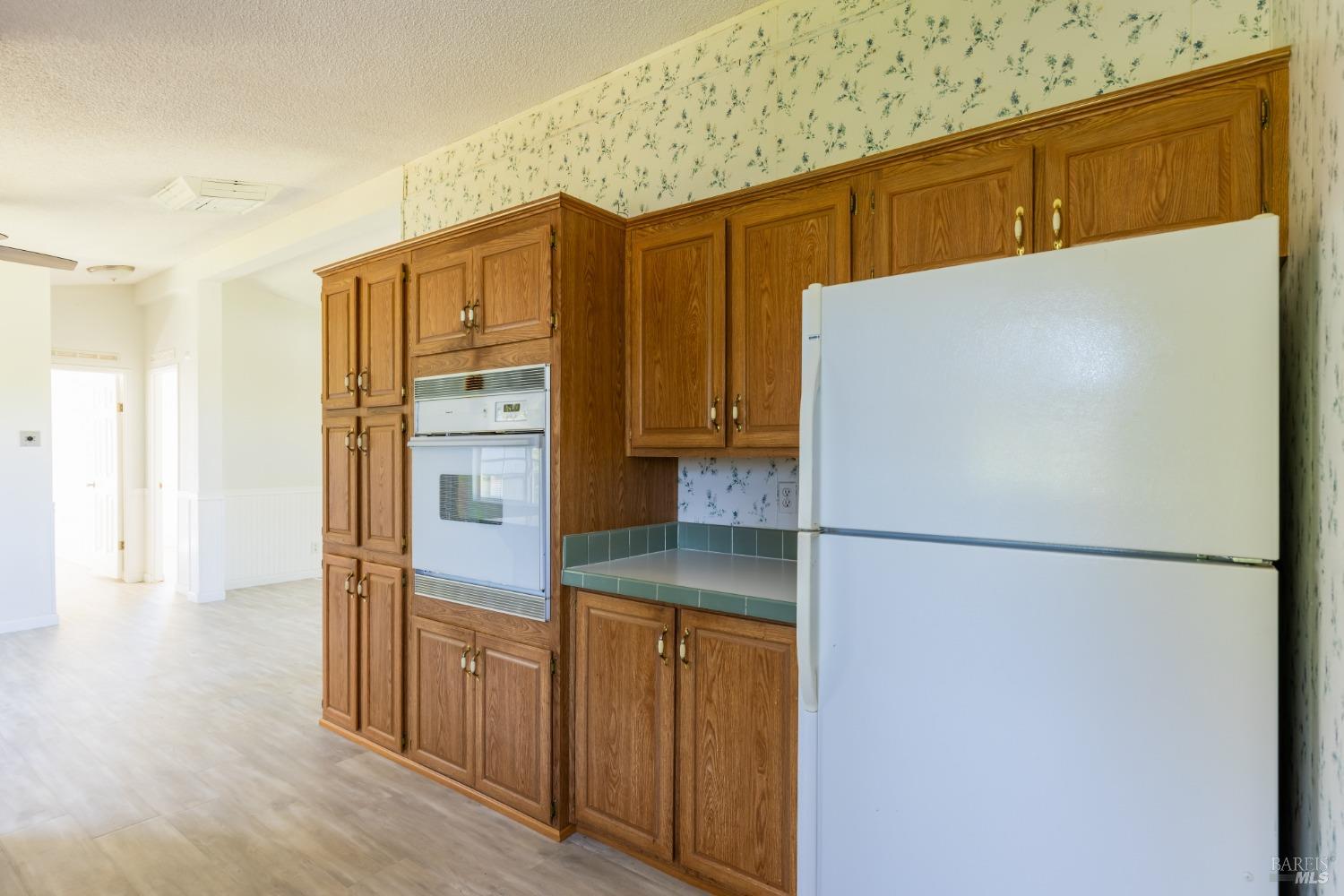 Detail Gallery Image 12 of 77 For 6281 S Horseshoe Cir, Potter Valley,  CA 95469 - 3 Beds | 2 Baths