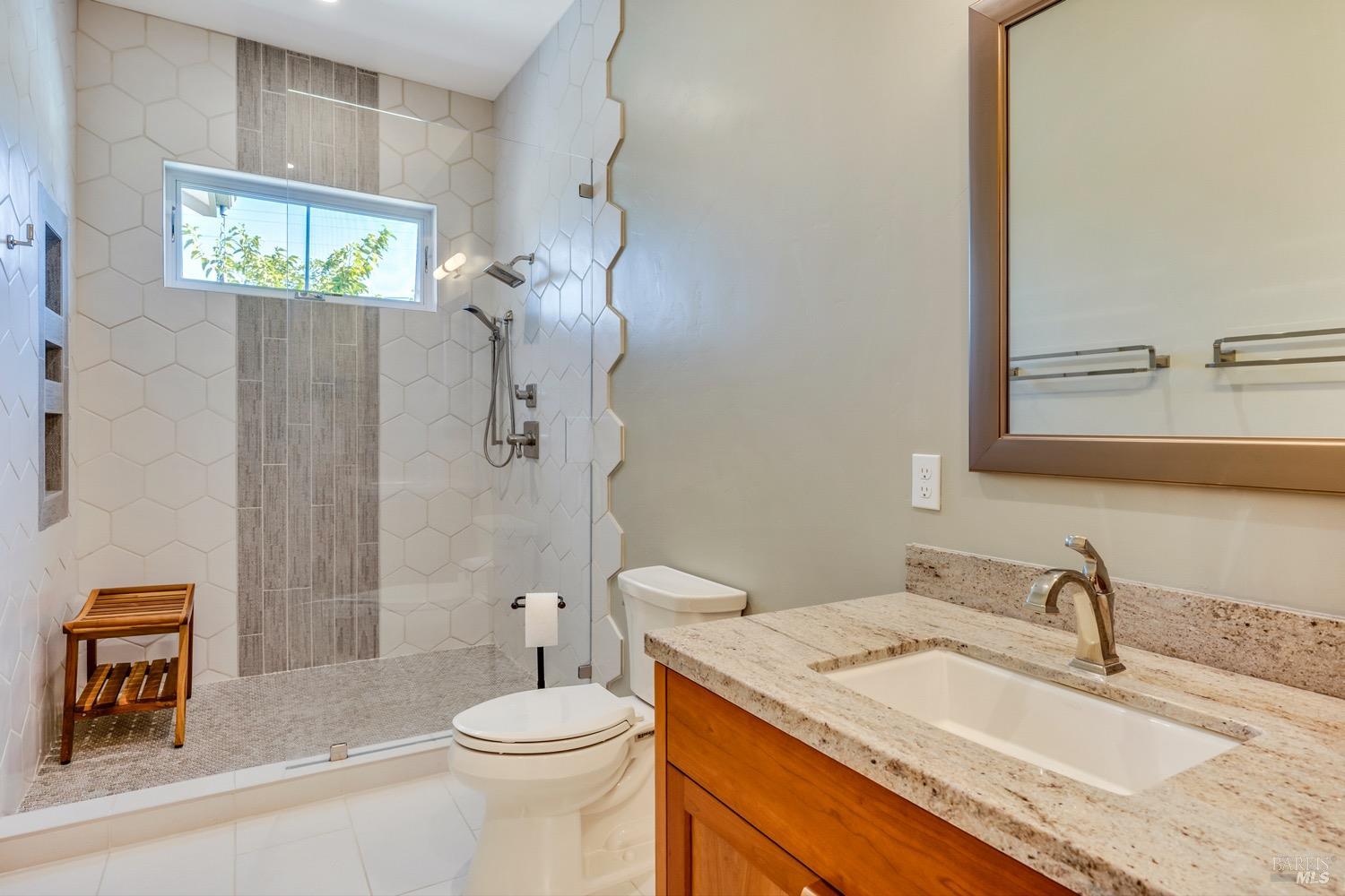 Detail Gallery Image 40 of 50 For 1335 Wikiup Dr, Santa Rosa,  CA 95403 - 4 Beds | 2/1 Baths