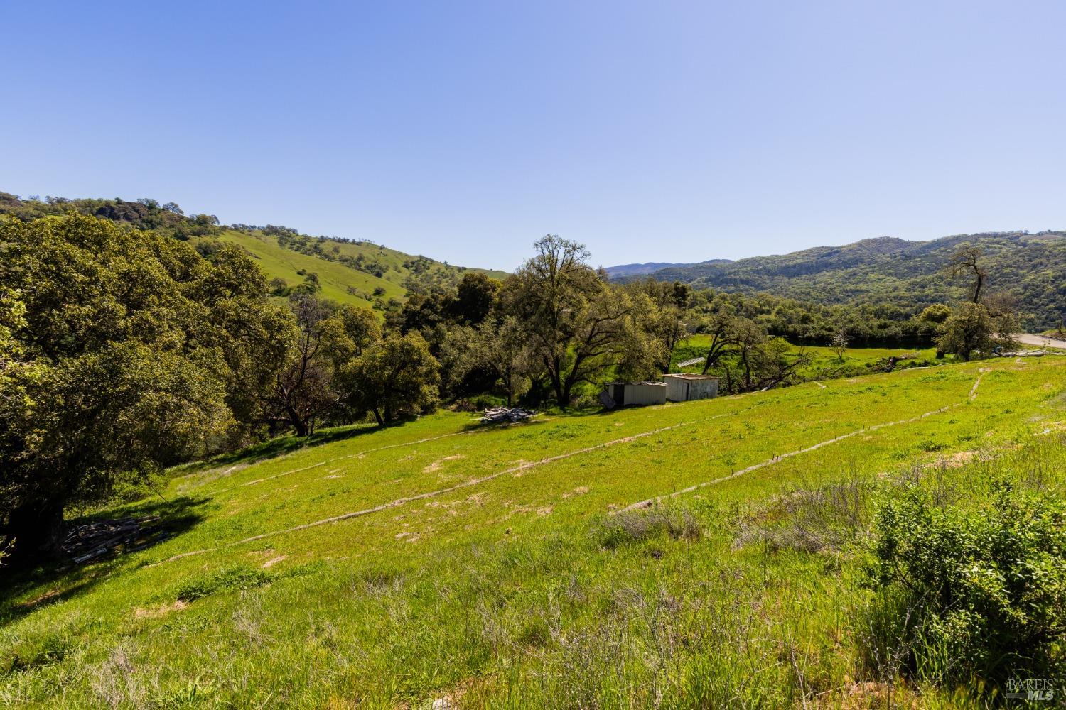 Detail Gallery Image 39 of 77 For 6281 S Horseshoe Cir, Potter Valley,  CA 95469 - 3 Beds | 2 Baths