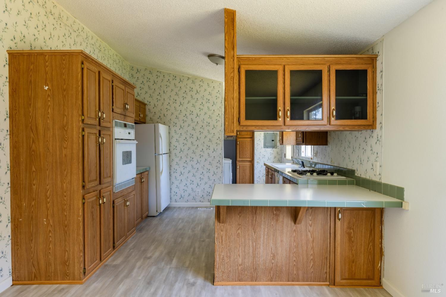 Detail Gallery Image 9 of 77 For 6281 S Horseshoe Cir, Potter Valley,  CA 95469 - 3 Beds | 2 Baths