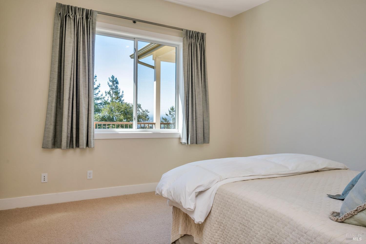 Detail Gallery Image 38 of 50 For 1335 Wikiup Dr, Santa Rosa,  CA 95403 - 4 Beds | 2/1 Baths