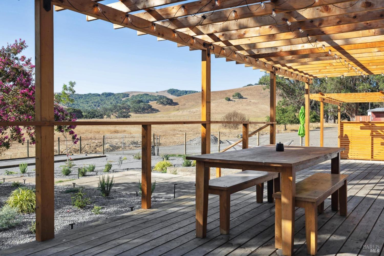 Detail Gallery Image 53 of 83 For 223 Wilson Hill Rd, Petaluma,  CA 94952 - 3 Beds | 3/1 Baths