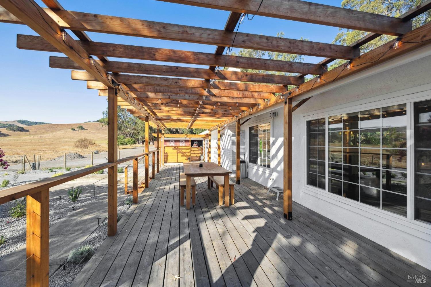 Detail Gallery Image 52 of 83 For 223 Wilson Hill Rd, Petaluma,  CA 94952 - 3 Beds | 3/1 Baths