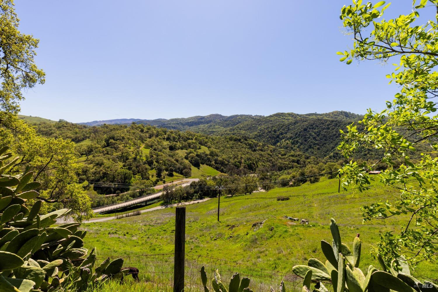 Detail Gallery Image 28 of 77 For 6281 S Horseshoe Cir, Potter Valley,  CA 95469 - 3 Beds | 2 Baths