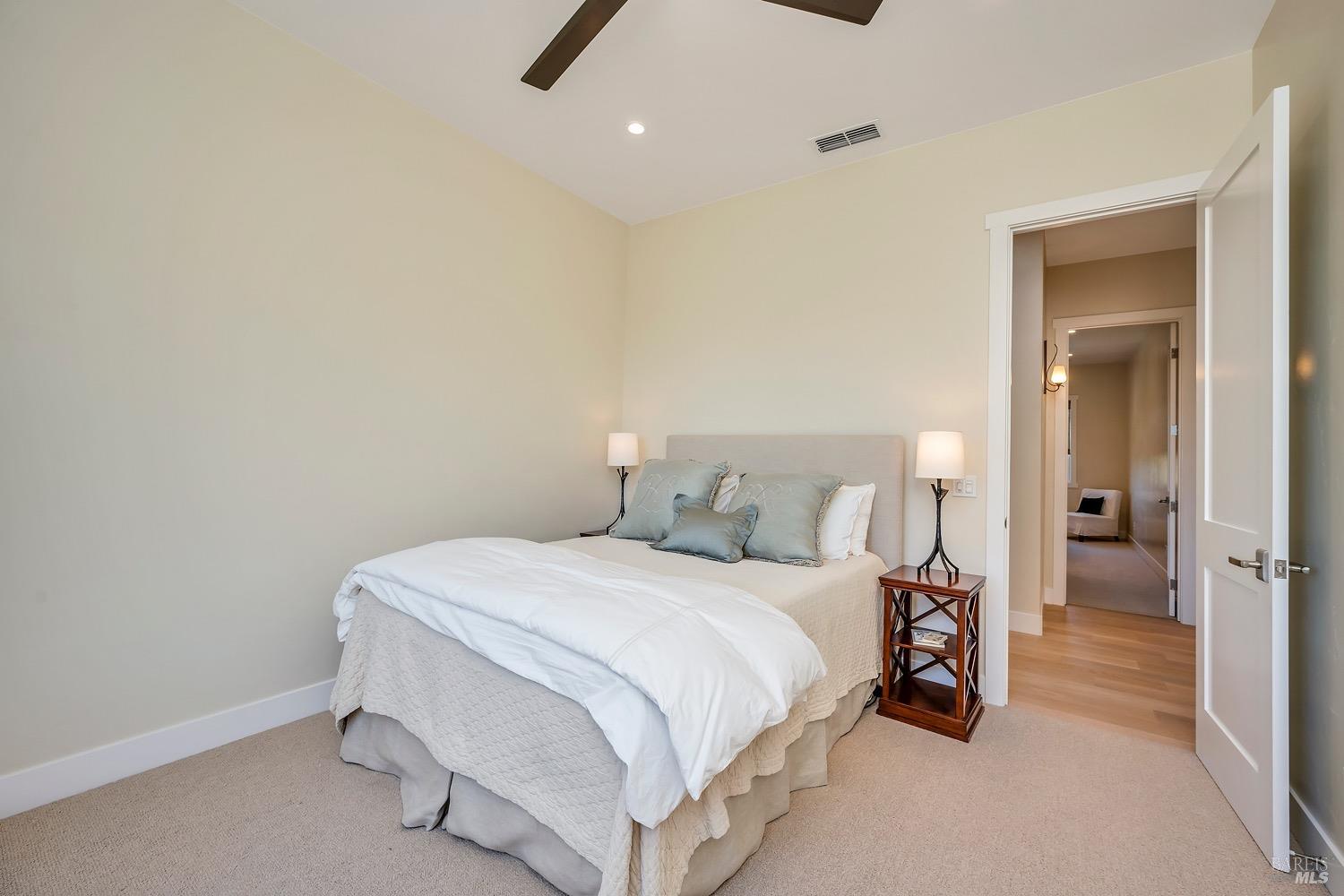 Detail Gallery Image 23 of 50 For 1335 Wikiup Dr, Santa Rosa,  CA 95403 - 4 Beds | 2/1 Baths