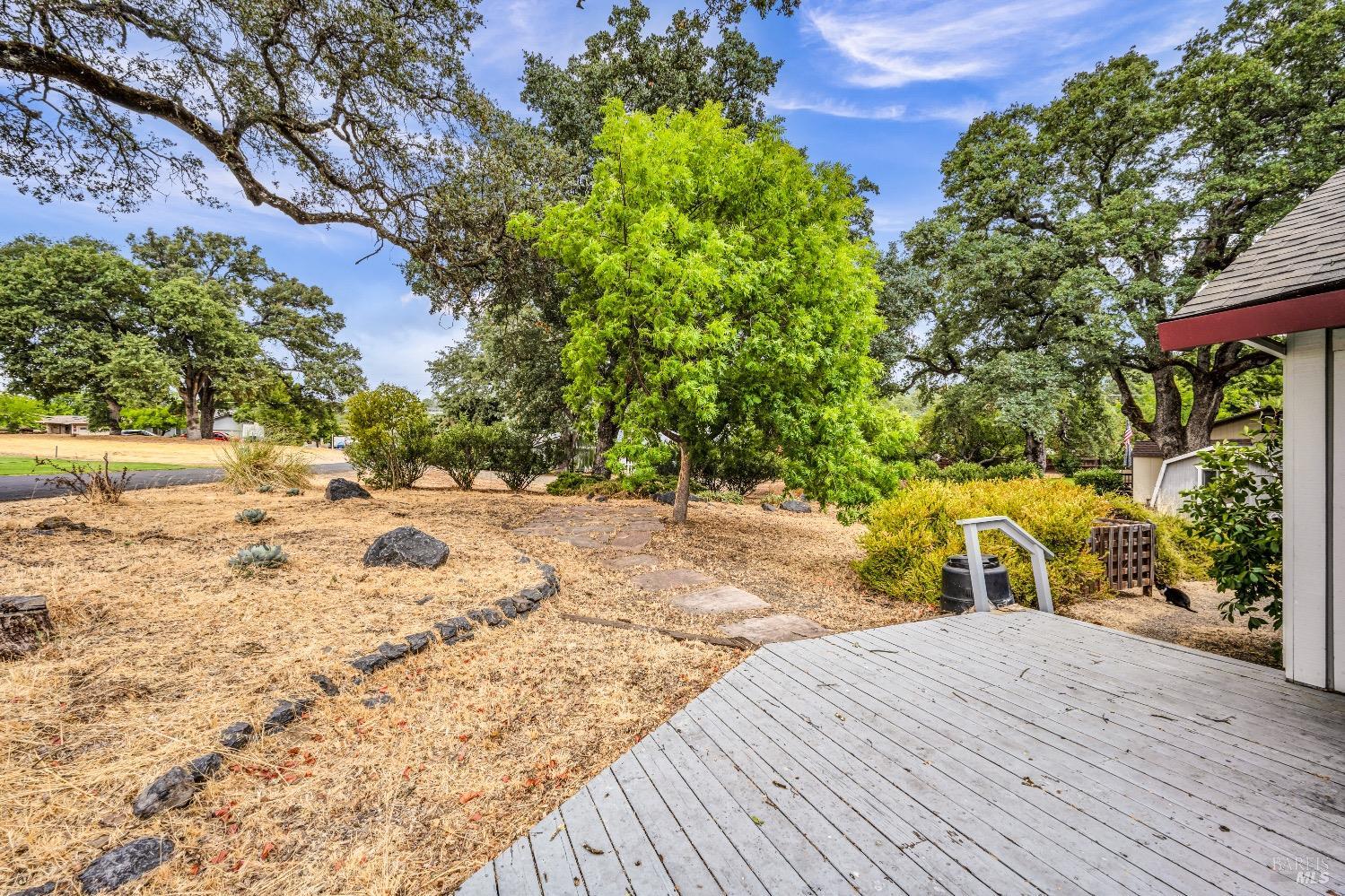 Detail Gallery Image 29 of 35 For 18026 Huckleberry Ct, Hidden Valley Lake,  CA 95467 - 3 Beds | 2 Baths