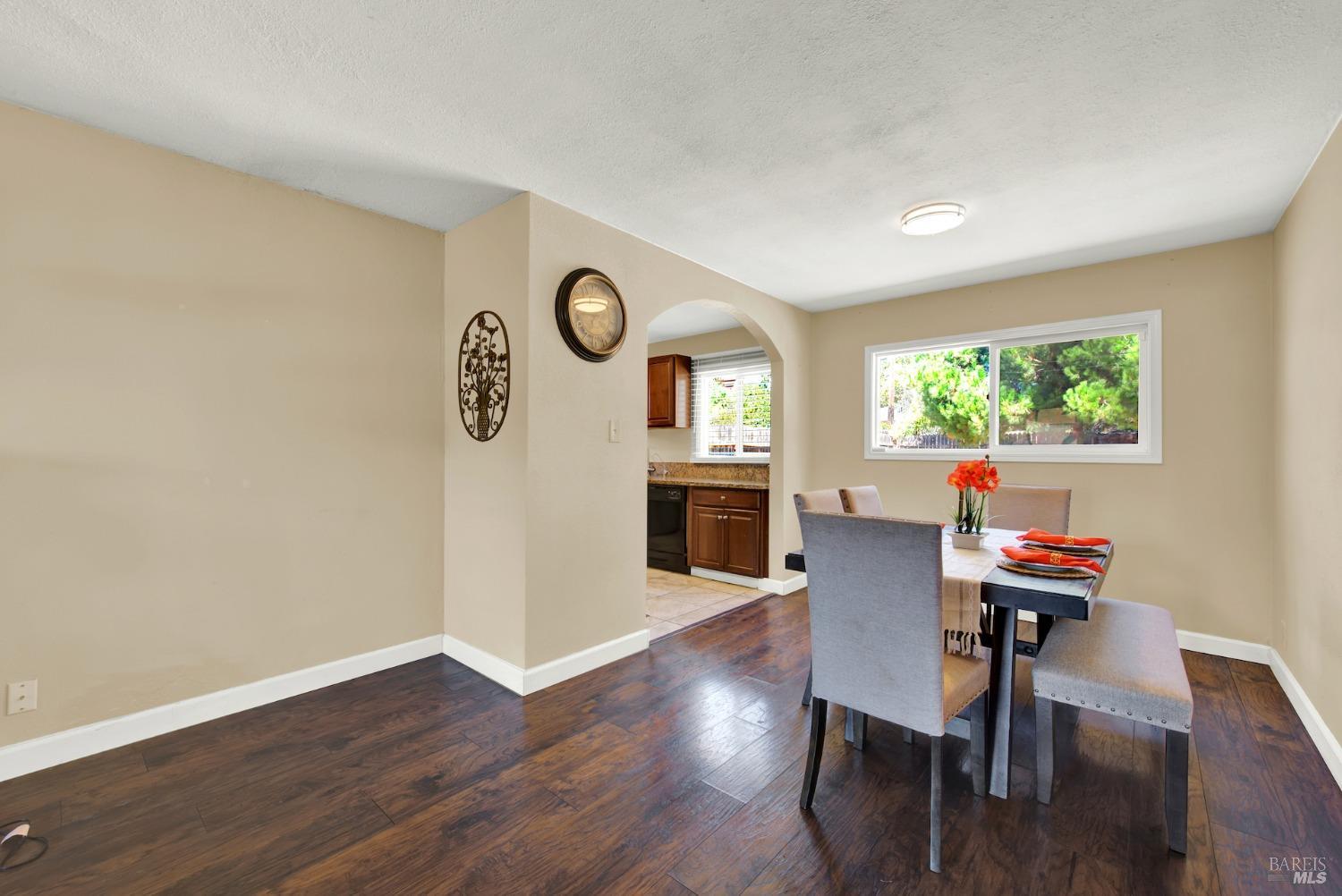 Detail Gallery Image 10 of 45 For 348 Wyoming St, Fairfield,  CA 94533 - 3 Beds | 1 Baths