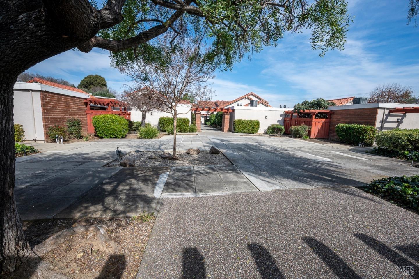 Detail Gallery Image 7 of 37 For 1027 Wood Duck Ave, Santa Clara,  CA 95051 - 3 Beds | 2 Baths