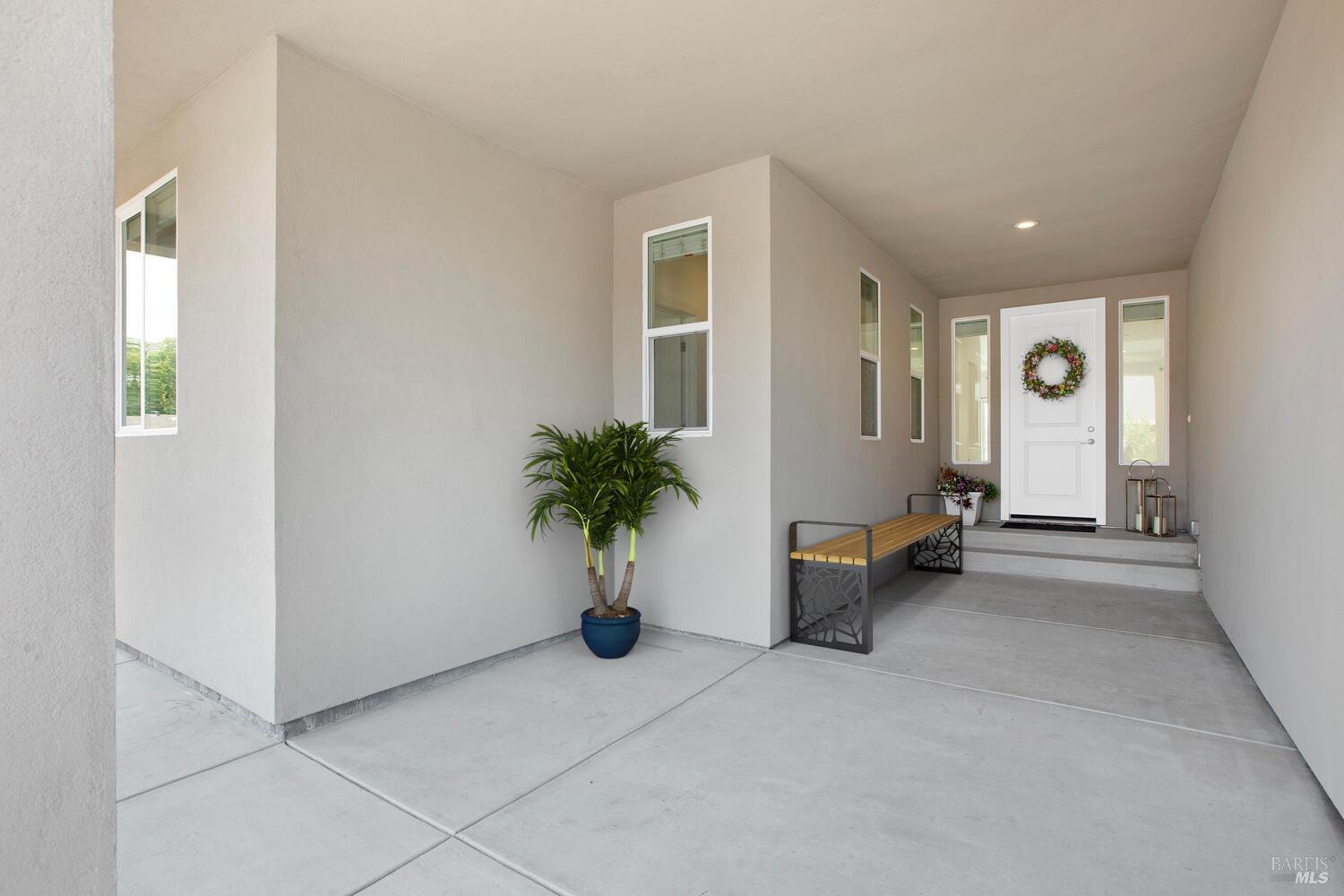 Detail Gallery Image 4 of 44 For 1220 Starview Dr, Santa Rosa,  CA 95403 - 4 Beds | 2/1 Baths