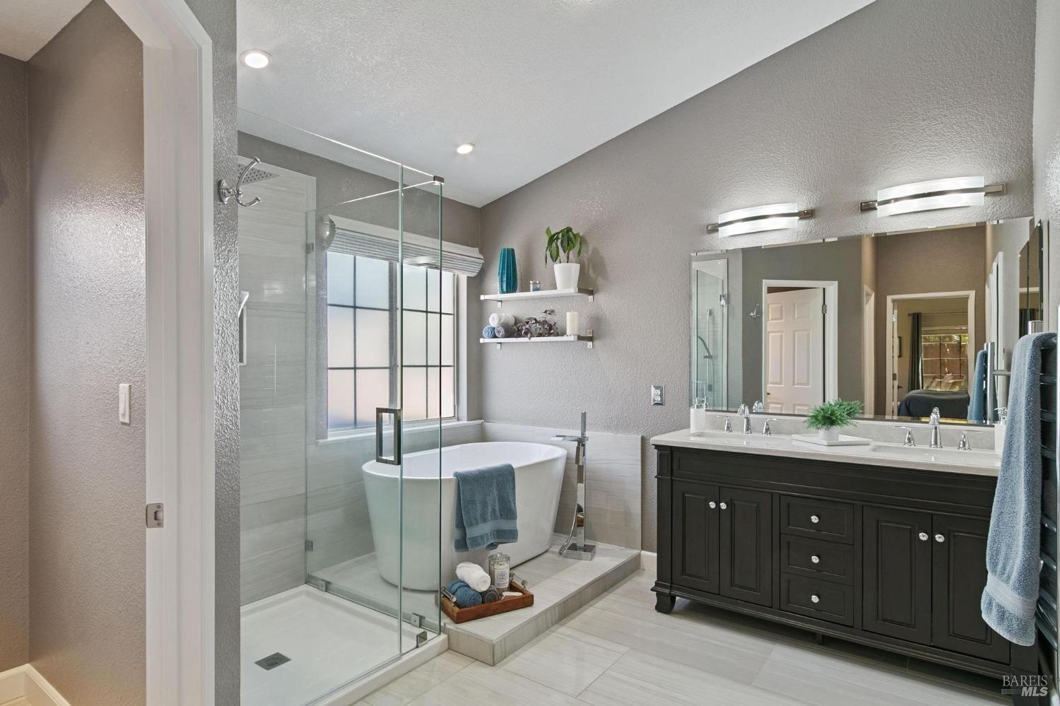 Detail Gallery Image 28 of 47 For 4535 Avondale Cir, Fairfield,  CA 94533 - 3 Beds | 2 Baths