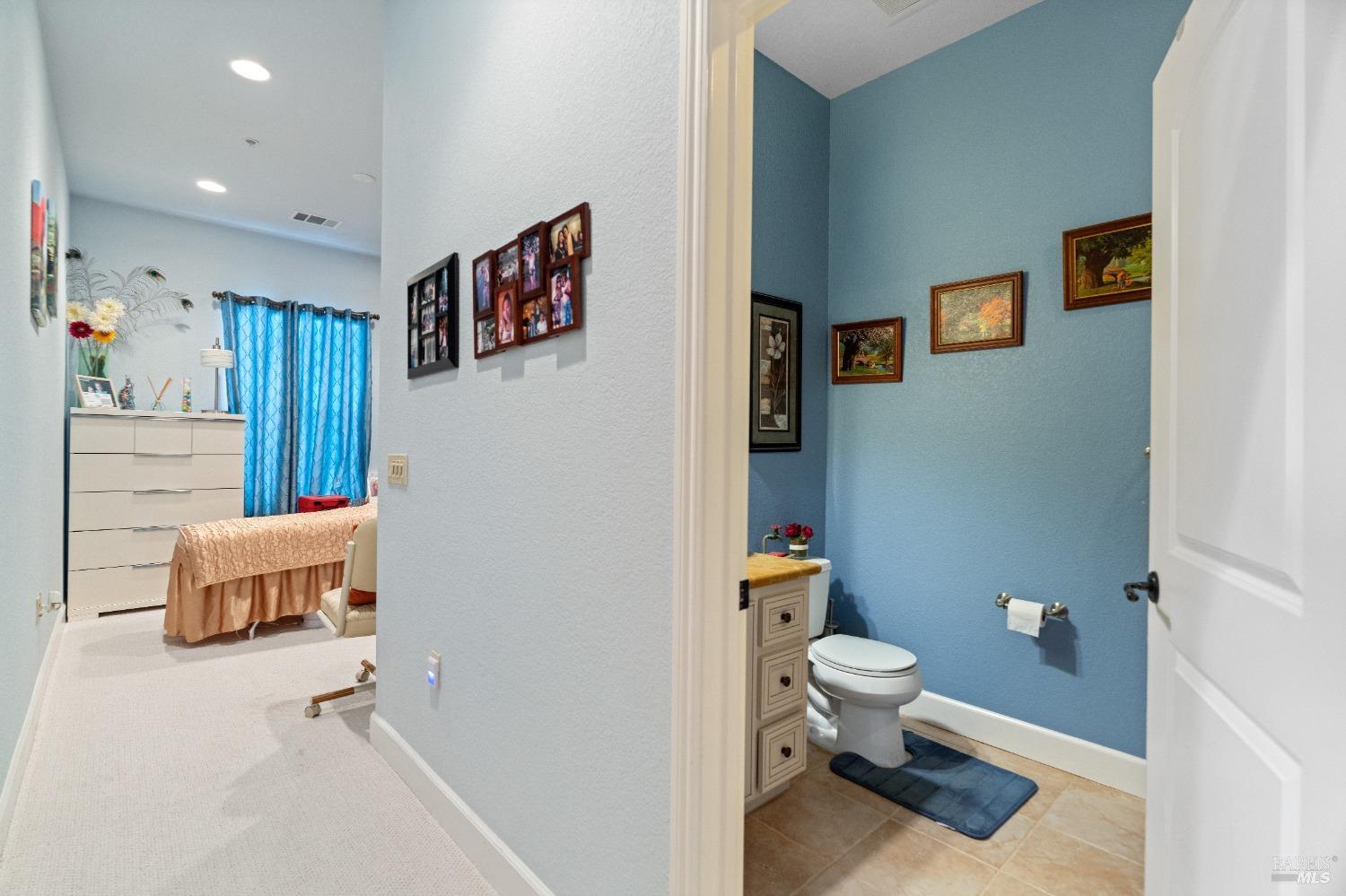 Detail Gallery Image 12 of 59 For 1142 Sonata Dr #93,  Vallejo,  CA 94591 - 2 Beds | 2/1 Baths