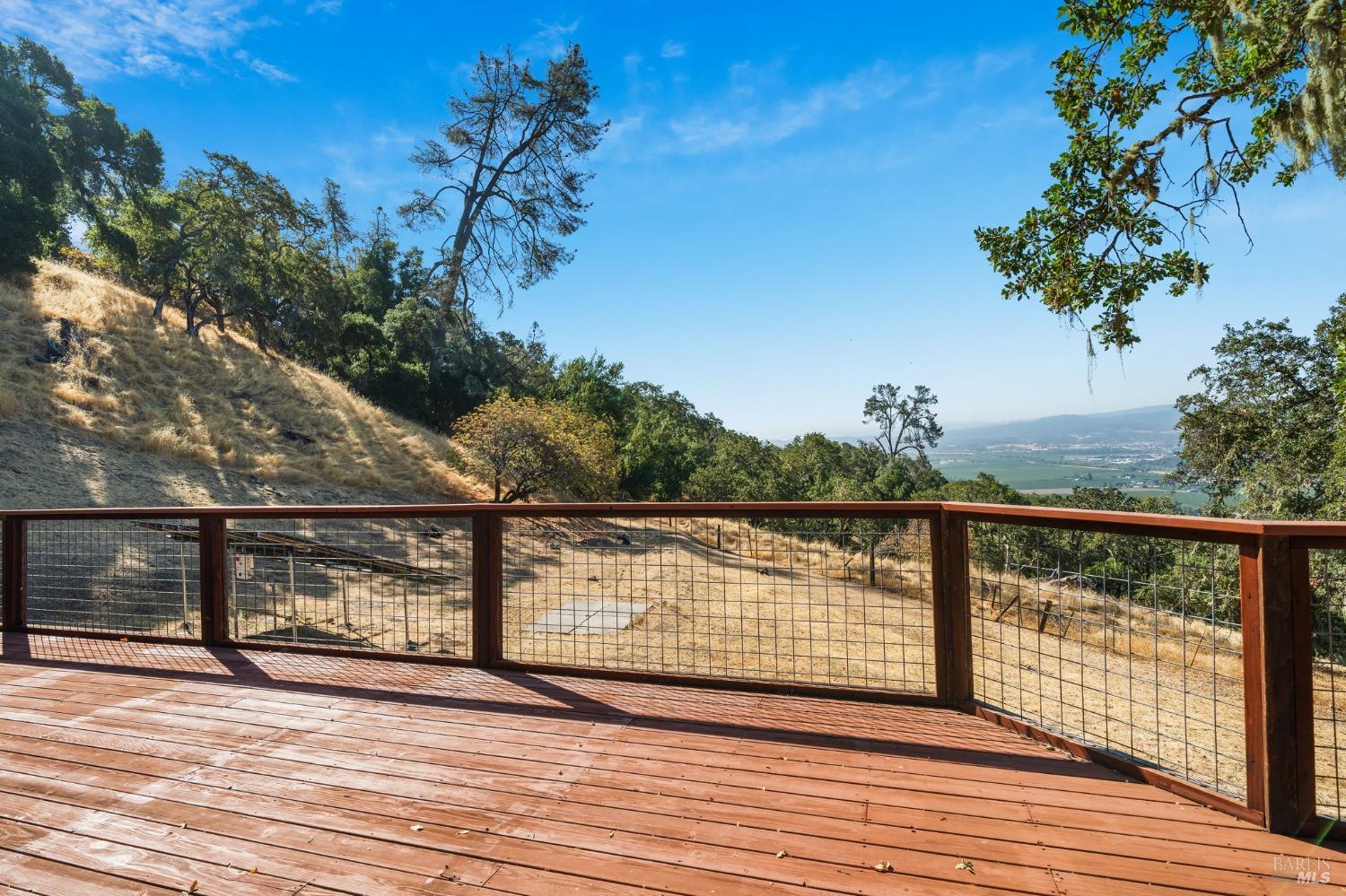 Detail Gallery Image 28 of 33 For 31300 Pine Mountain Rd, Cloverdale,  CA 95425 - 3 Beds | 2 Baths