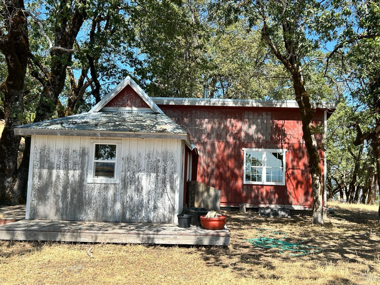 Detail Gallery Image 39 of 77 For 74250 Island Mountain Rd, Piercy,  CA 95587 - 2 Beds | 1 Baths