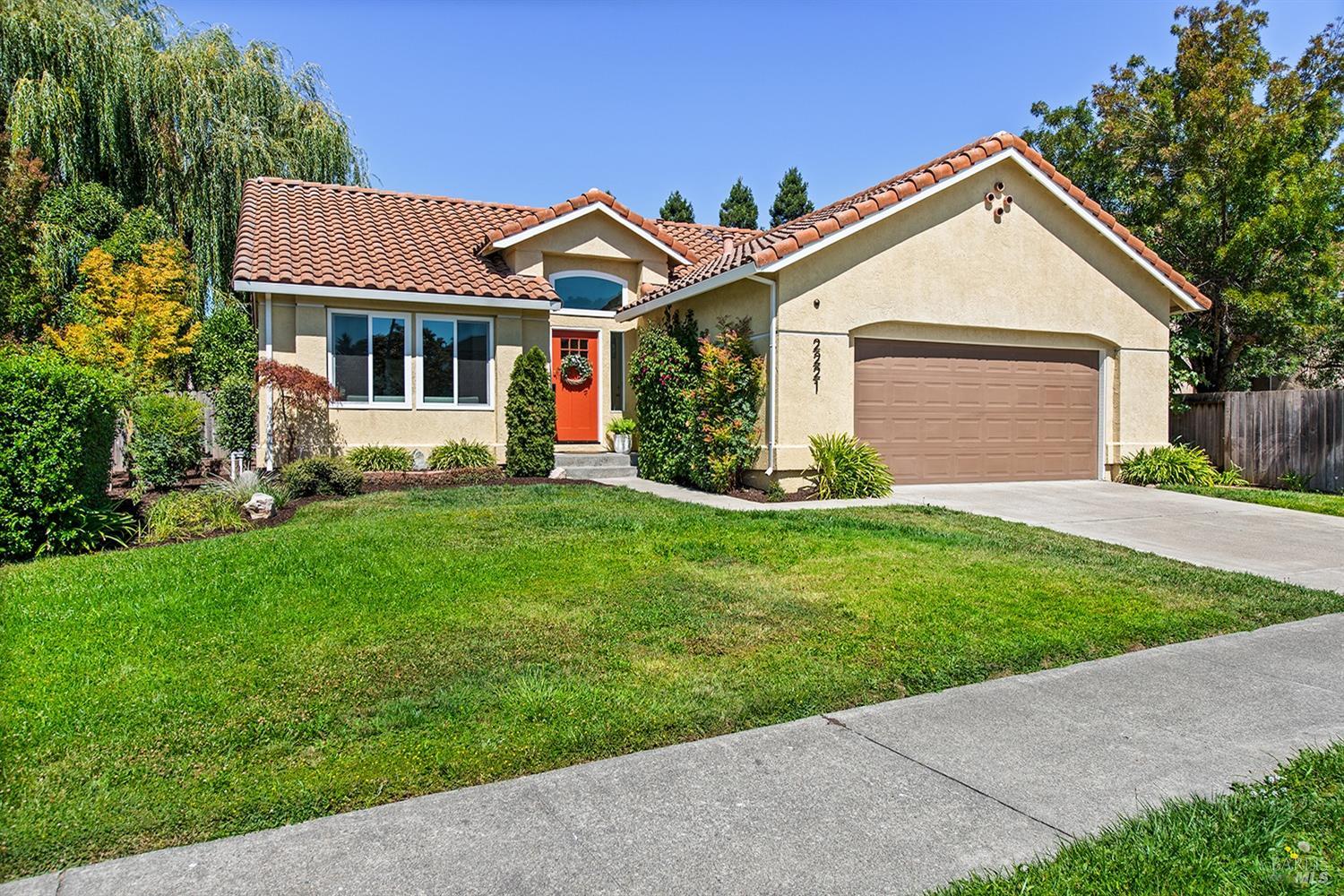 Detail Gallery Image 1 of 1 For 2221 Sunlit Ann Dr, Santa Rosa,  CA 95403 - 3 Beds | 2 Baths