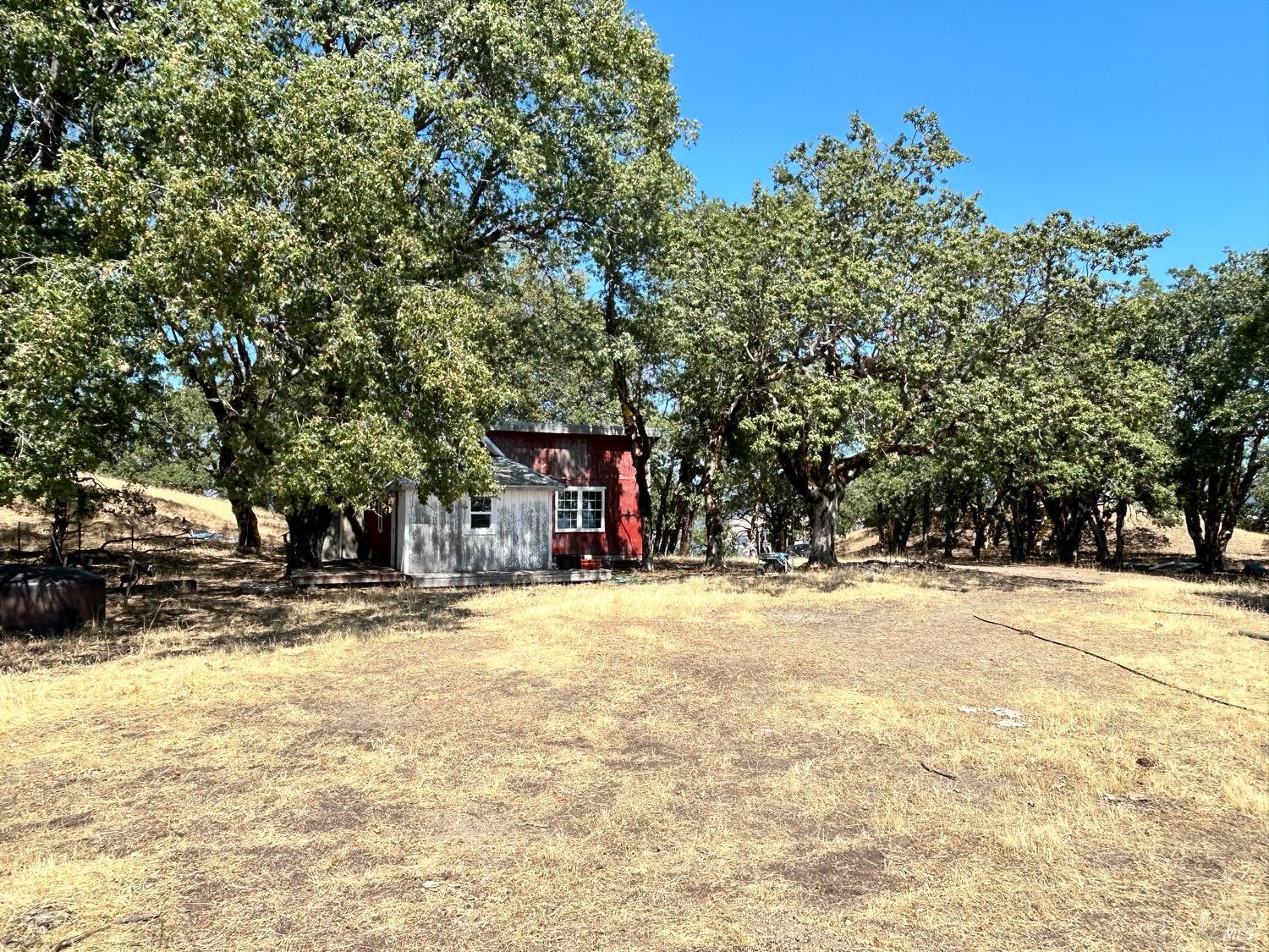 Detail Gallery Image 36 of 77 For 74250 Island Mountain Rd, Piercy,  CA 95587 - 2 Beds | 1 Baths