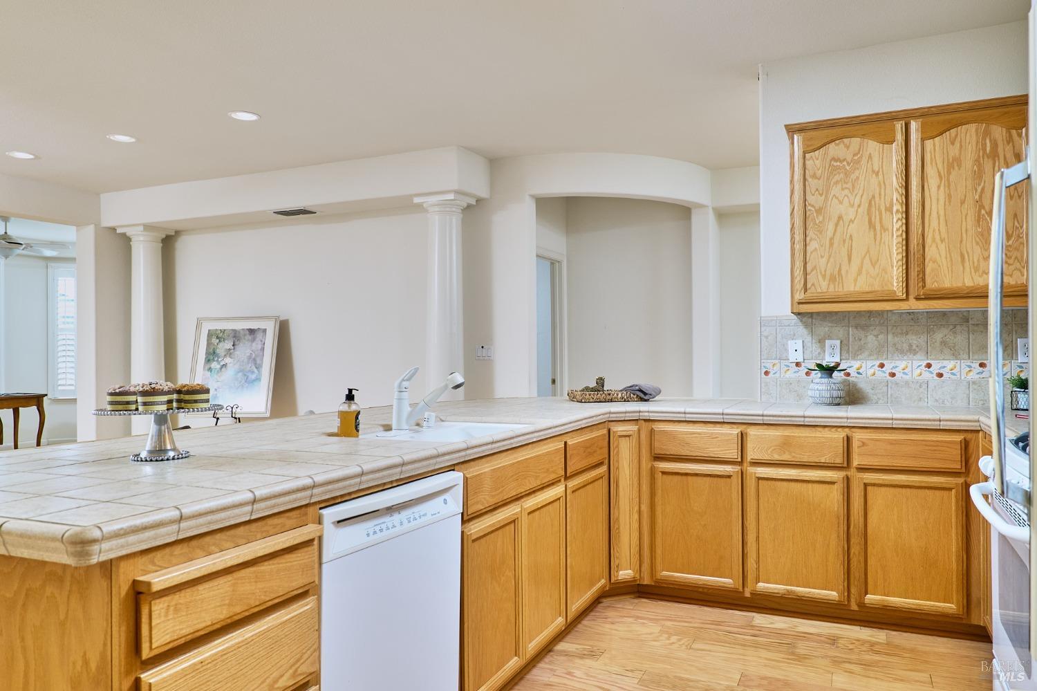 Detail Gallery Image 7 of 30 For 332 Brockton Pl, Rio Vista,  CA 94571 - 2 Beds | 2 Baths