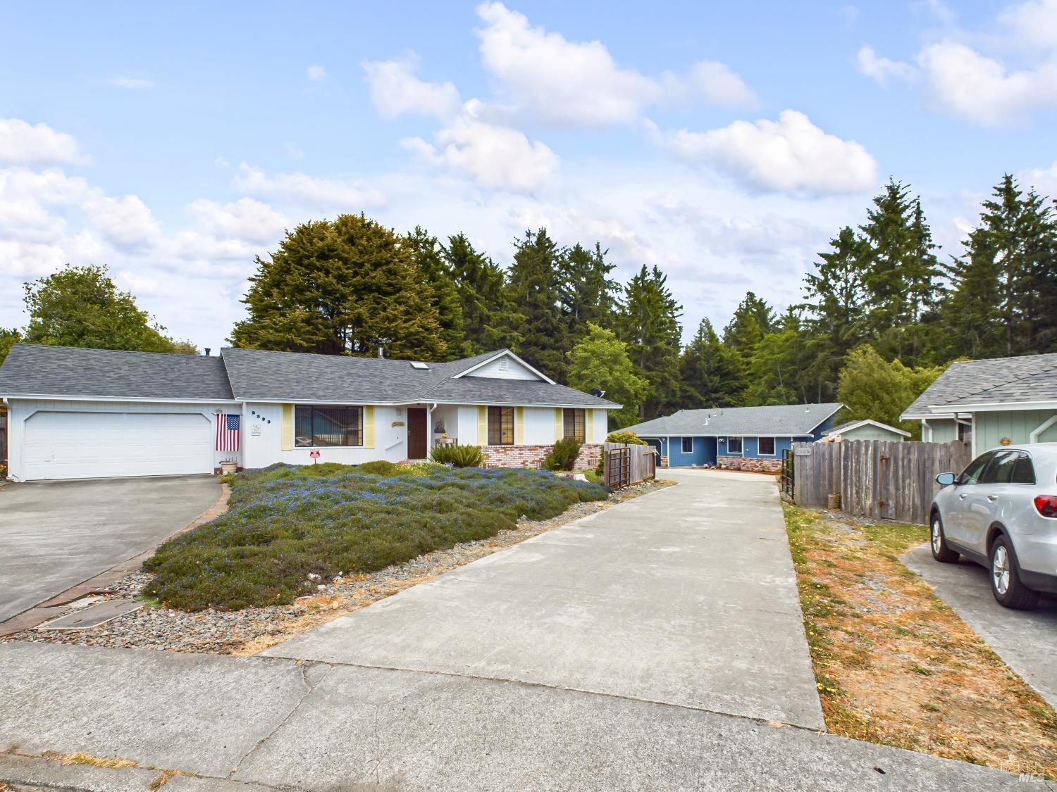 Detail Gallery Image 6 of 49 For 2395 Meadow Ct, McKinleyville,  CA 95519 - 3 Beds | 2 Baths