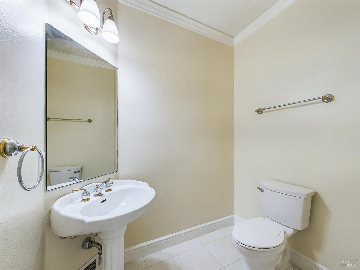 Detail Gallery Image 46 of 81 For 1155 Dewey Ave, Ferndale,  CA 95536 - 4 Beds | 2/1 Baths