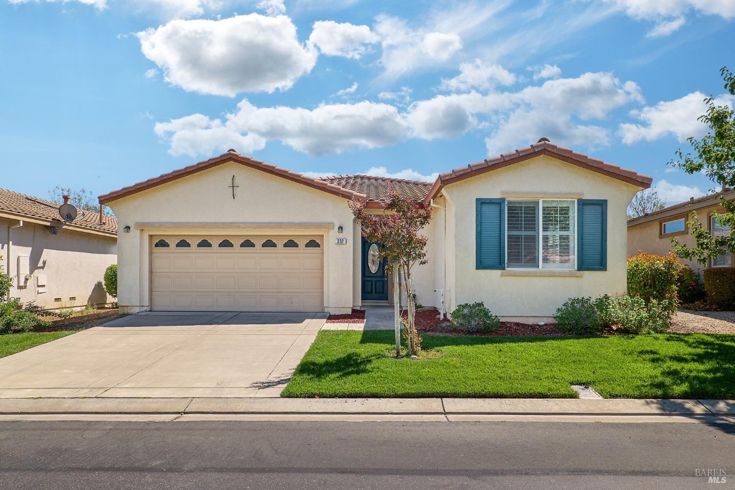 Detail Gallery Image 1 of 30 For 332 Brockton Pl, Rio Vista,  CA 94571 - 2 Beds | 2 Baths