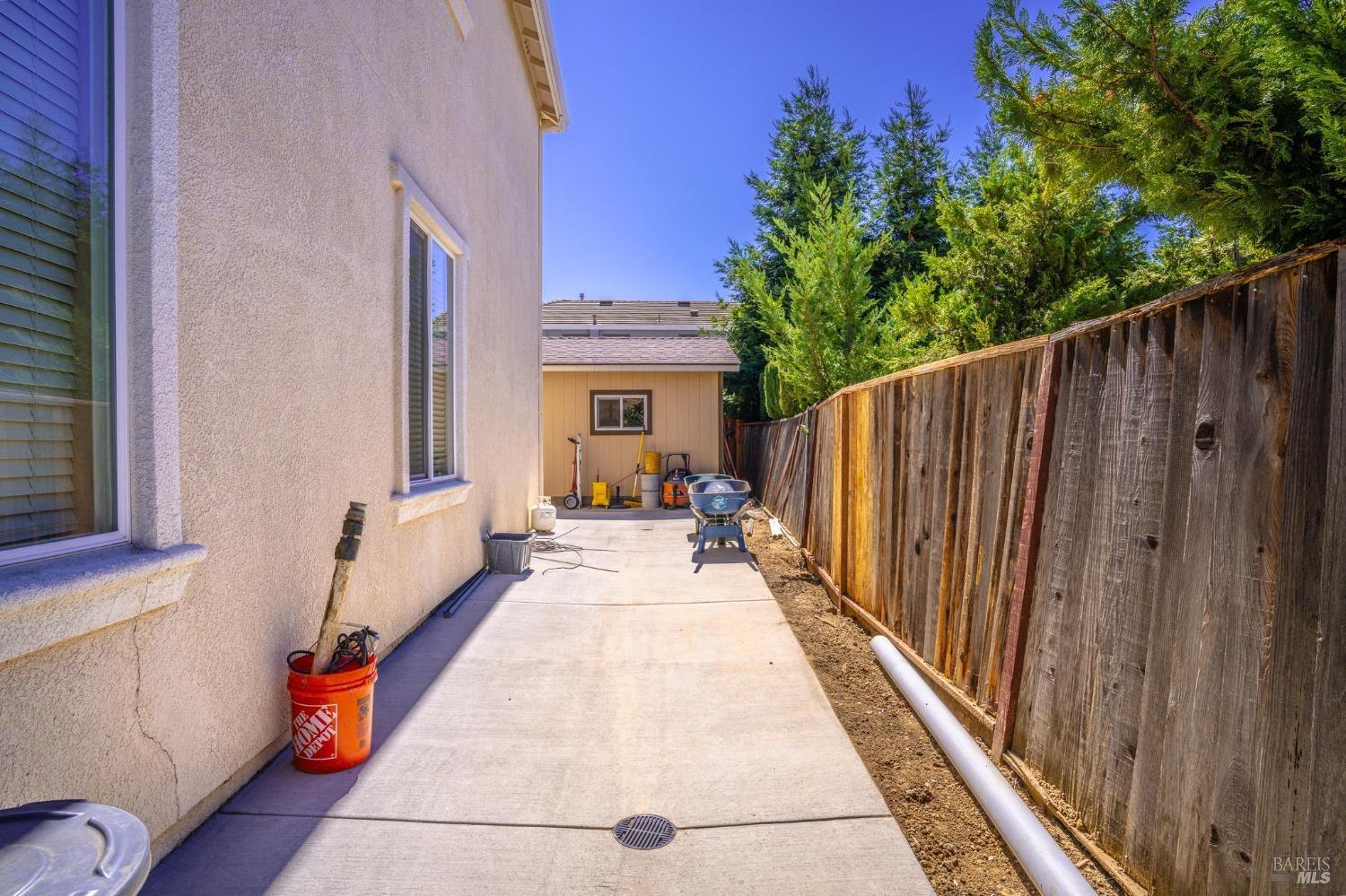 Detail Gallery Image 60 of 68 For 1834 Ridgebury Way, Fairfield,  CA 94533 - 5 Beds | 3/1 Baths