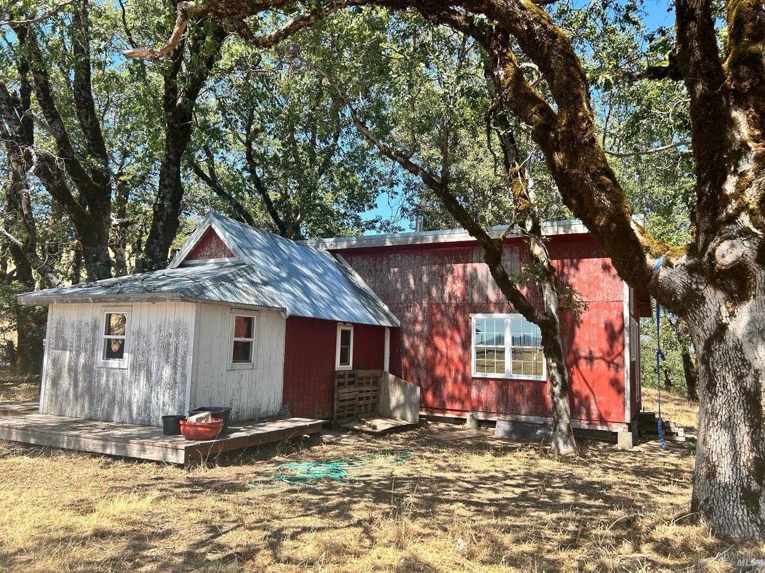 Detail Gallery Image 37 of 77 For 74250 Island Mountain Rd, Piercy,  CA 95587 - 2 Beds | 1 Baths