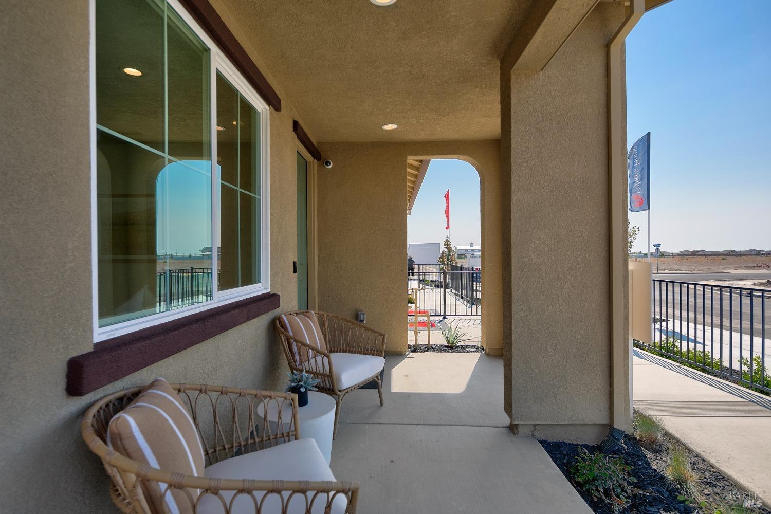 Detail Gallery Image 3 of 41 For 2372 Hopskotch St, Rio Vista,  CA 94571 - 2 Beds | 2 Baths