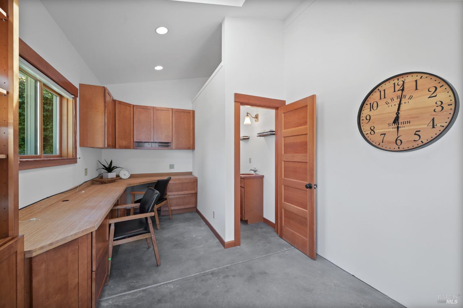 Detail Gallery Image 17 of 42 For 152 C St, San Rafael,  CA 94901 - 3 Beds | 2/1 Baths