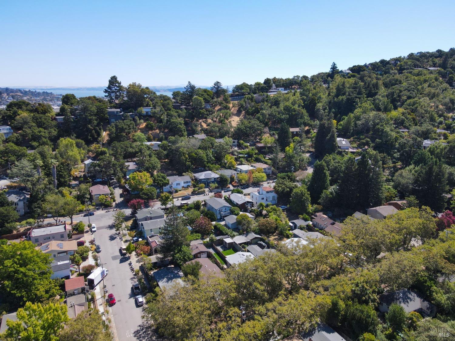 Detail Gallery Image 34 of 42 For 152 C St, San Rafael,  CA 94901 - 3 Beds | 2/1 Baths